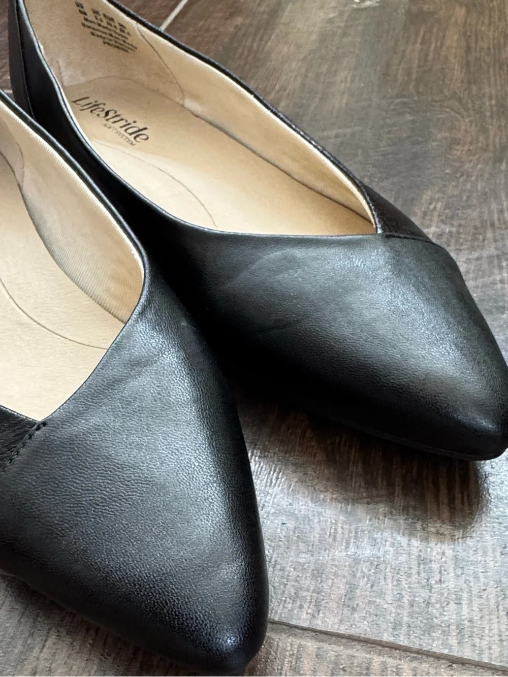 Lifestride Soft System Pointed Toe Ballet Flat Slip On Faux Leather Shoes -sz 8